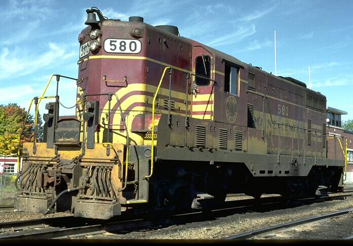 Photo of Maine Central GP7 #580