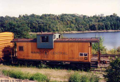 Photo of MEC caboose #640 at Bangor, ME