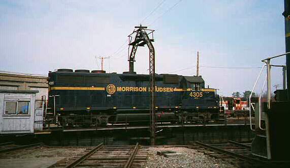 Photo of MK GP40 #4305 at Northern Maine Junction