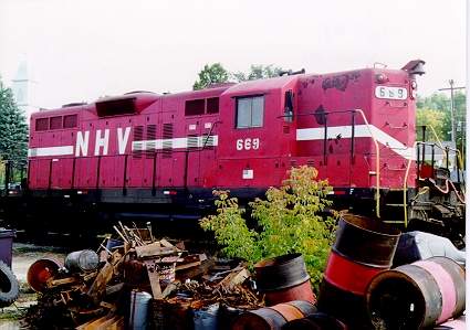 Photo of NHV GP-9 669 at Whitefield NH, Aug 31,  1997