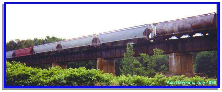 Photo of 323 Freight on old CV bridge in West Hartford.