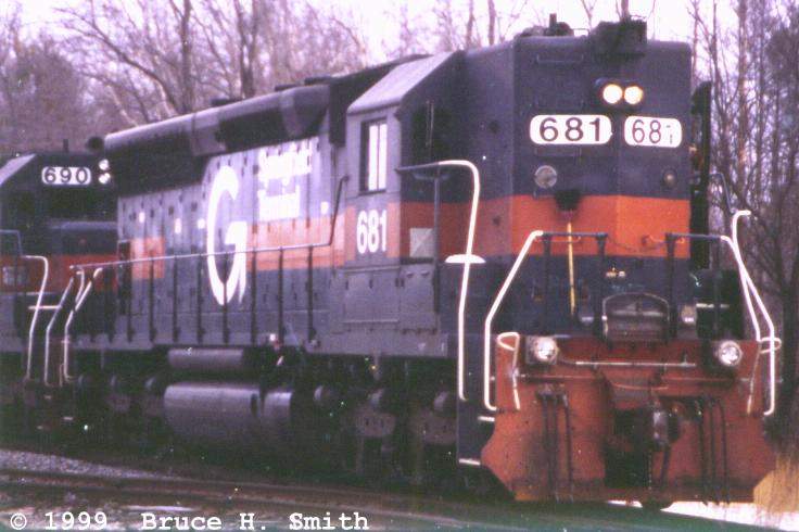 Photo of ST 681 Southbound with empty Bow coal train at Hookset NH