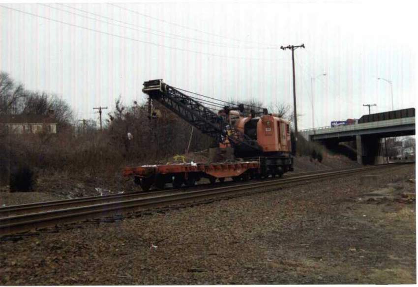 Photo of Amtrak Maintenance Crane and Flat Car East Haven,CT