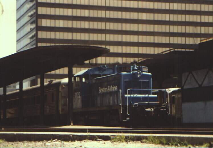 Photo of B&M sw-1 1122 at S.Station,Boston, Ma. July 4, 1982