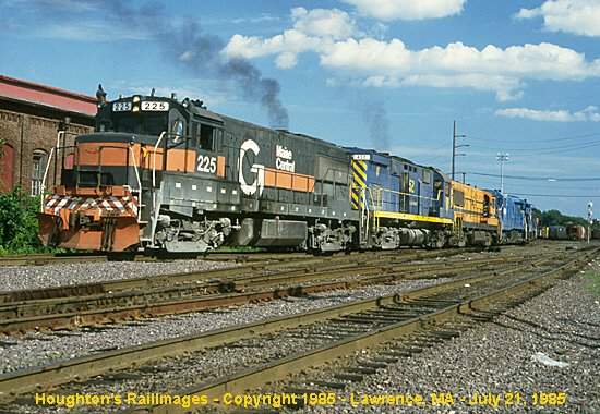 Photo of Maine Central U25B #225 on B&M freight