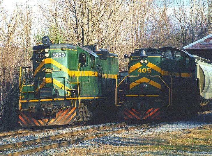 Photo of In the not too distant past, GMRC 1850 and 405 have just finished getting a -
