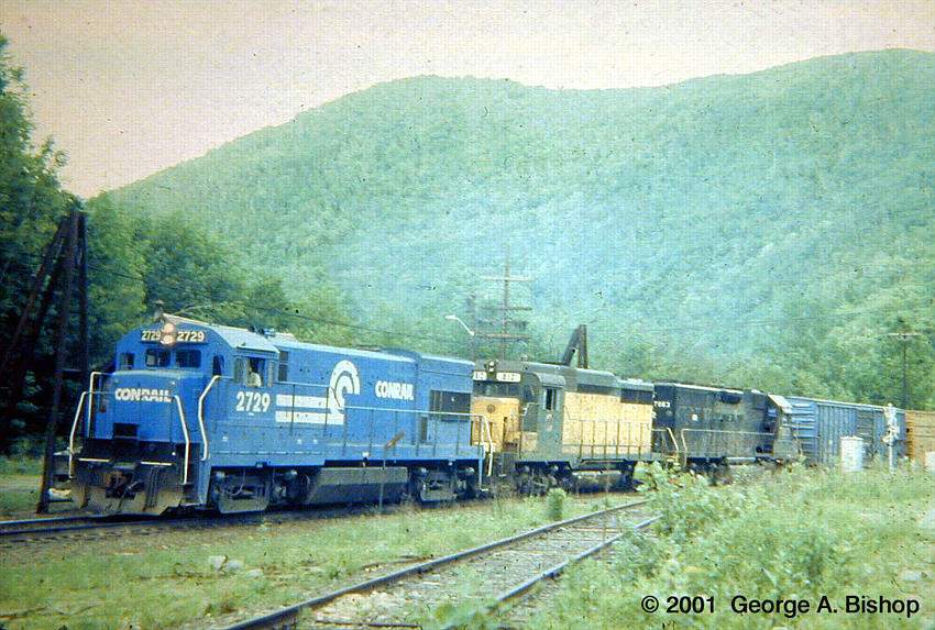 Photo of CR GE U25b at Hoosac Tunnel in Oct, 1977 by George A. Bishop
