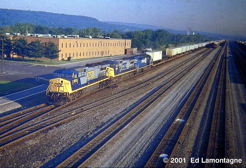 Photo of Q116 (TV-6) at Selkirk, NY on 7/1/00 by Ed Lamontagne (WFPT)