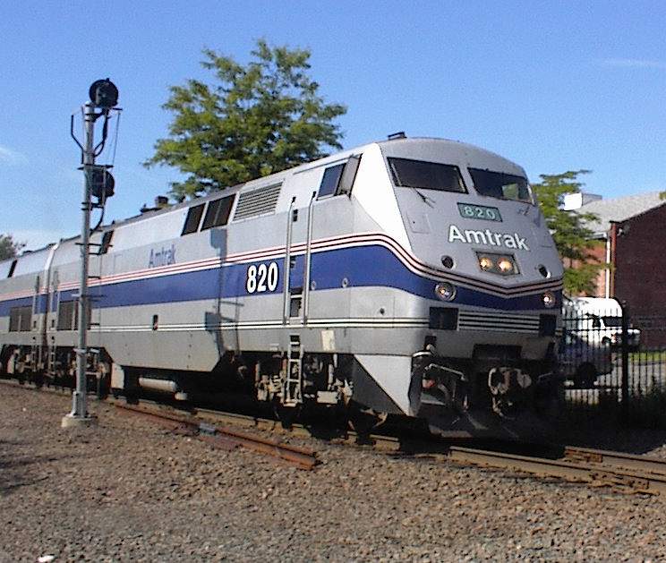 Photo of AMD-103 Genesis locomotive on the Springfield Line