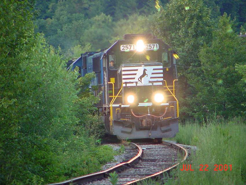 Photo of NS Powered empty Bow coal train