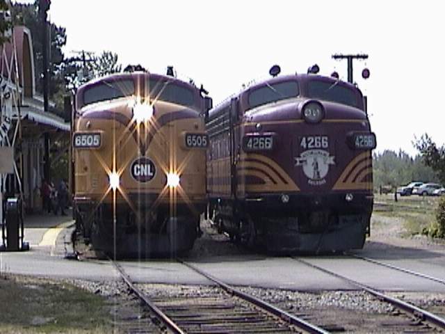 Photo of Conway Scenic 6505 & B&M 4266