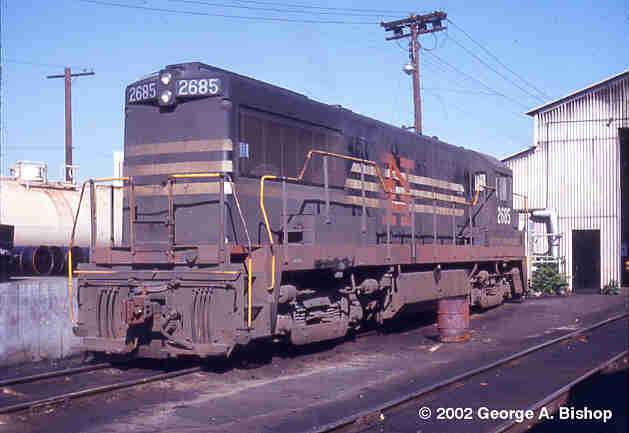 Photo of Ex New Haven U25b at now P&W Engine House 10/69 by George A. Bishop (WFPT)