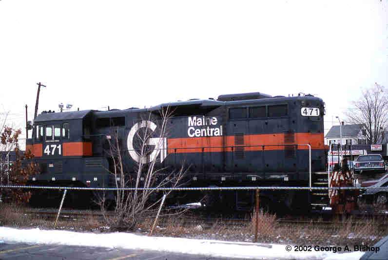 Photo of GTI GP-7 #471 at Lawrence, MA in Nov, 85 by George A. Bishop (WFPT)