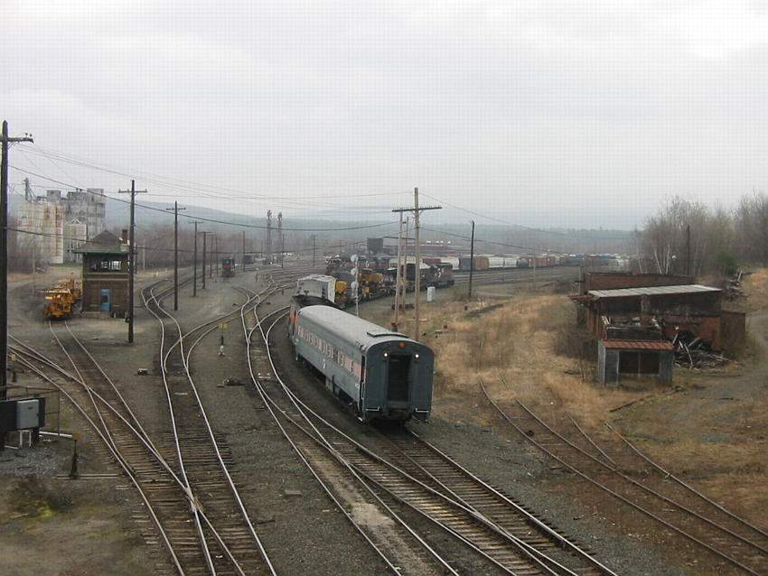 Photo of Wreck train headed east