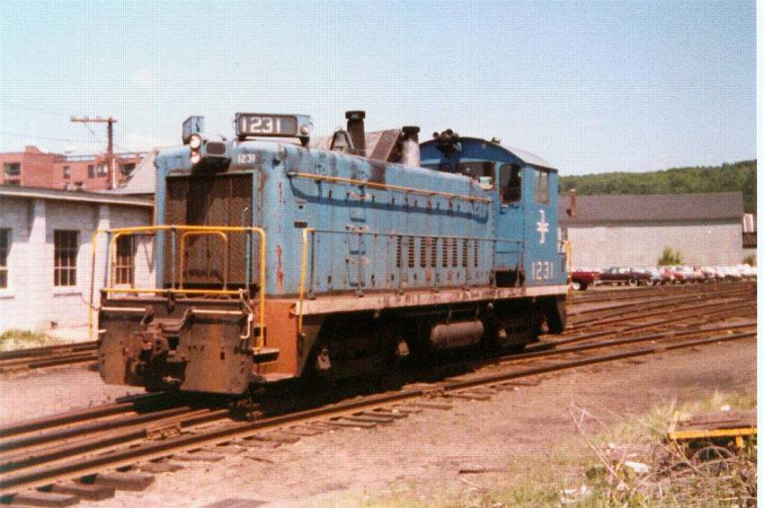 Photo of B&M 1231 in Keene, NH June 1980