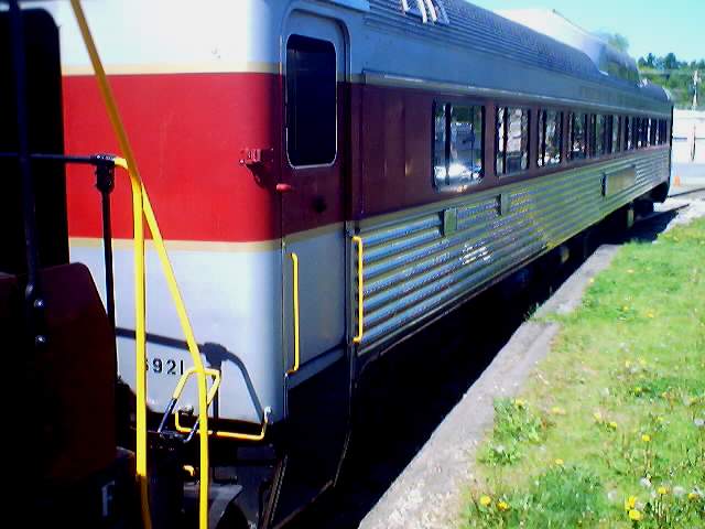 Photo of Ex MBTA RDC  6921 now Winnipesaukee Scenic 6921 at Meredith NH