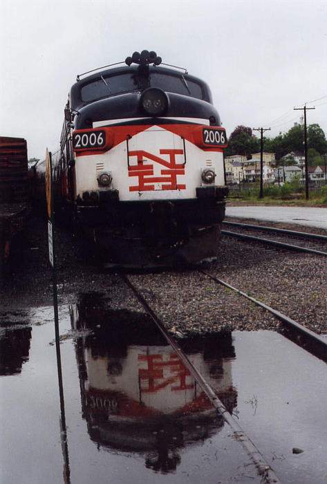 Photo of CDOT FL9 No. 2006 reflects in Danbury, CT