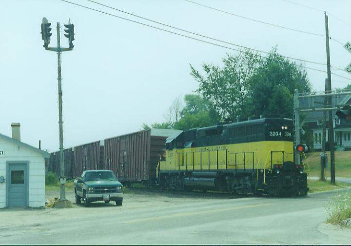 Photo of GP40 #3204 on T#513 at Danville Jct, ME.