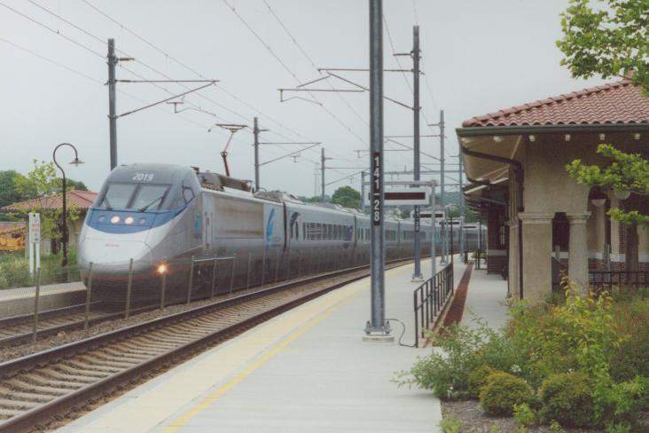 Photo of Acela HST #2019 on train #2257 at Westerly, RI.