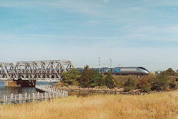 Photo of Acela HST on T#2150 crossing the Conn River, Old Lyme, CT.