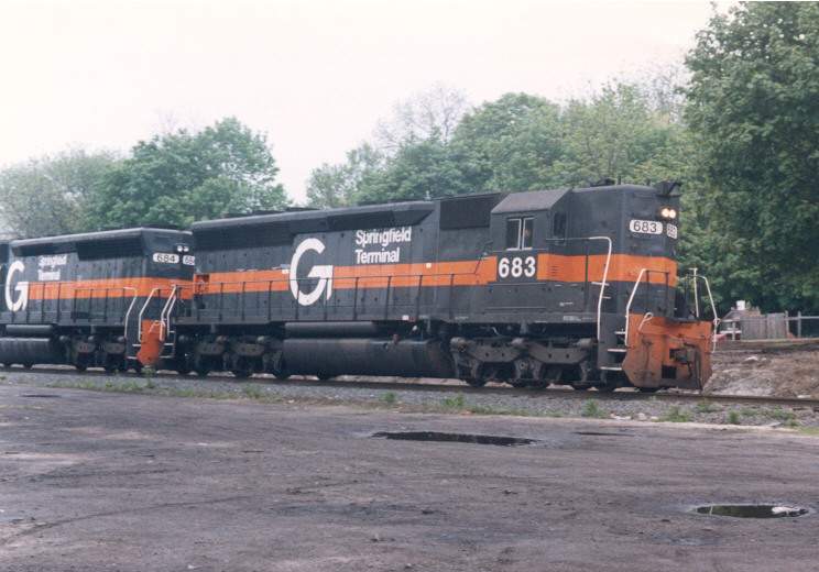 Photo of ST SD45 #683