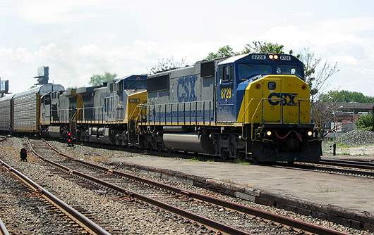 Photo of CSX Q264 eastbound at Springfield