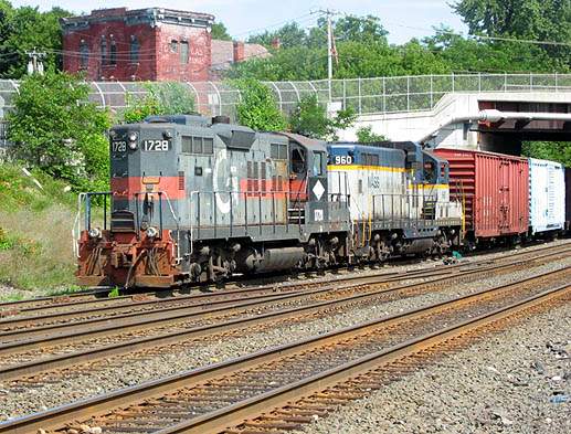 Photo of Mass Central interchanging with CSX at Palmer