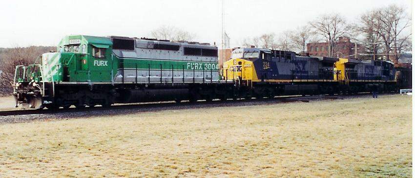 Photo of FURX 3004 Leading Bow Coal Train