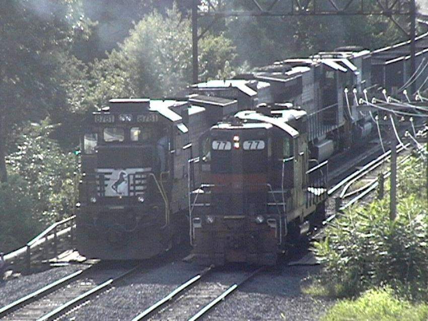 Photo of BOW Coal Train & GP9 #77