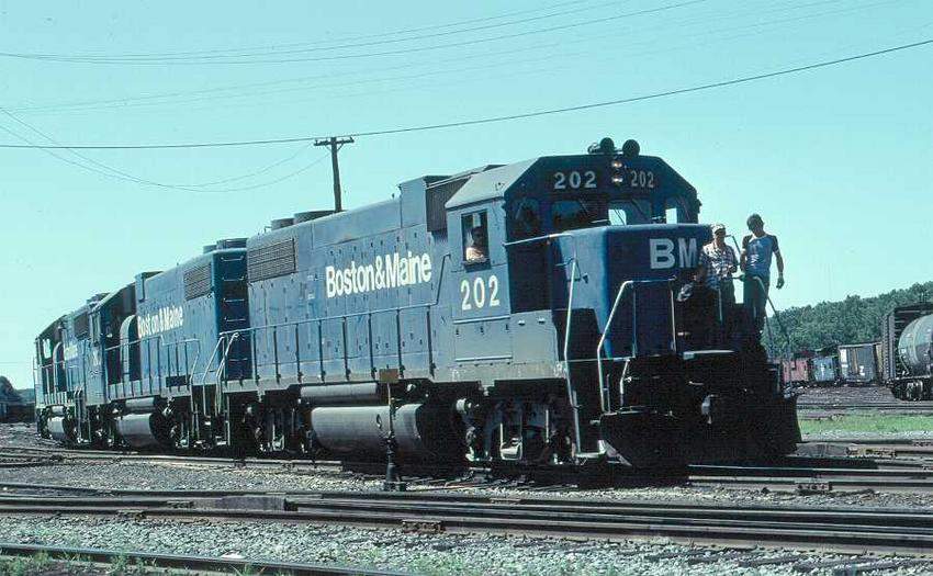 Photo of B&M #202 arriving at Mechanicville, NY yard.