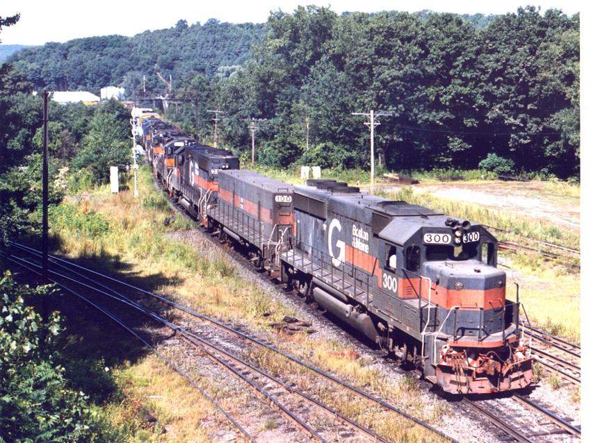 Photo of Guilford GP-40 #300