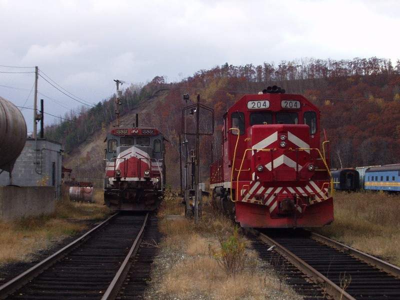 Photo of MM&A and CLP Engines tied up for the weekend in Newport,VT