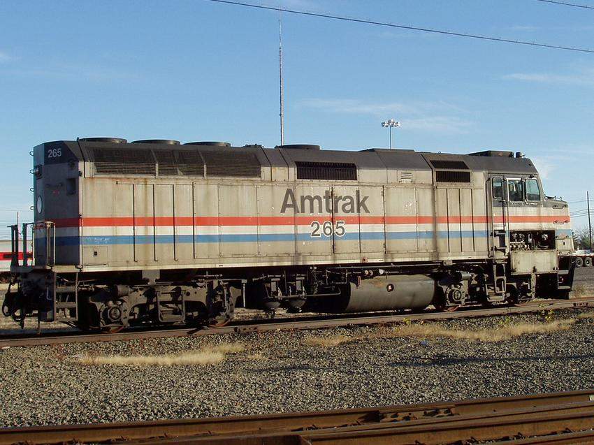 Photo of Amtrak oldtimer #265 at New Haven
