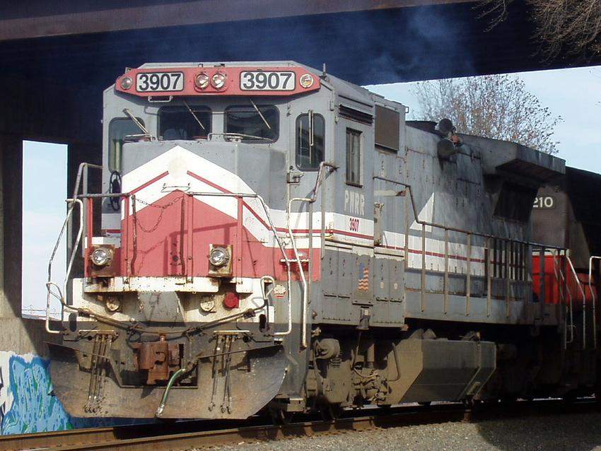 Photo of P&W #3907 holds up the rear of the stone train