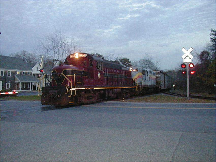 Photo of Bay Colony freight at Willow St., Yarmouth