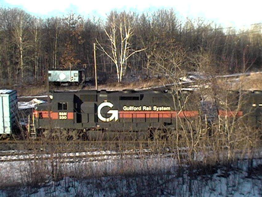 Photo of WJED with GP40 B&M 330