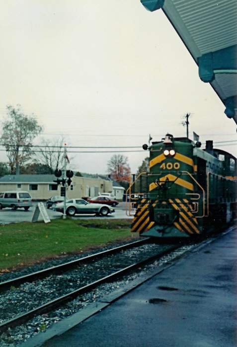 Photo of Green Mountain Railroad excursion train at Chester, VT