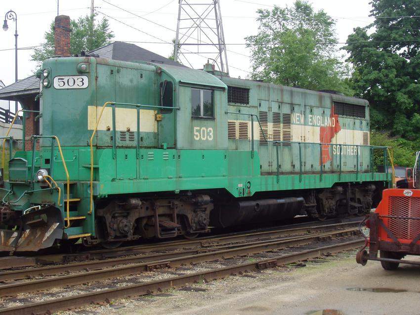 Photo of NES loco at rest, awaiting assignment