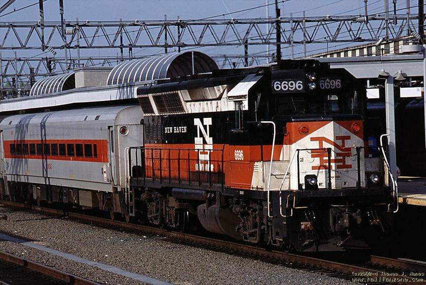 Photo of CDOT 6696 waits at New Haven's Union Station