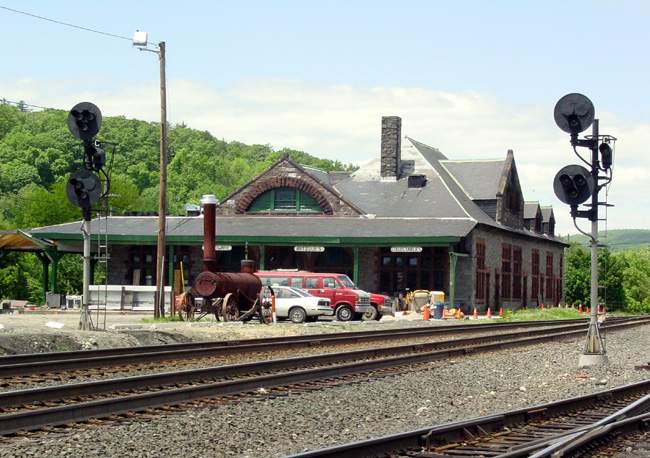 Photo of Former Palmer station looking southwest