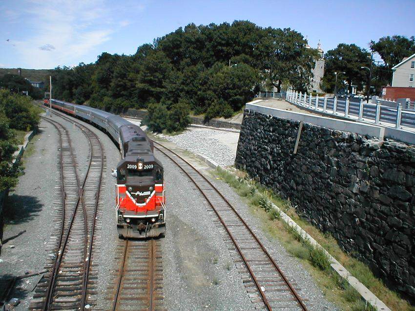Photo of 2009 Leading Zoo Train Through Woonsocket RI