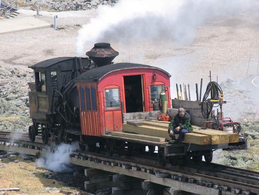 Photo of Work train approaching summit (1)