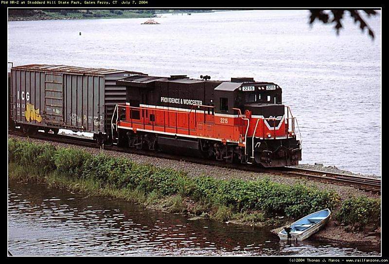 Photo of P&W NR-2 heading south past Stoddard Hill State Park - Gales Ferry, CT
