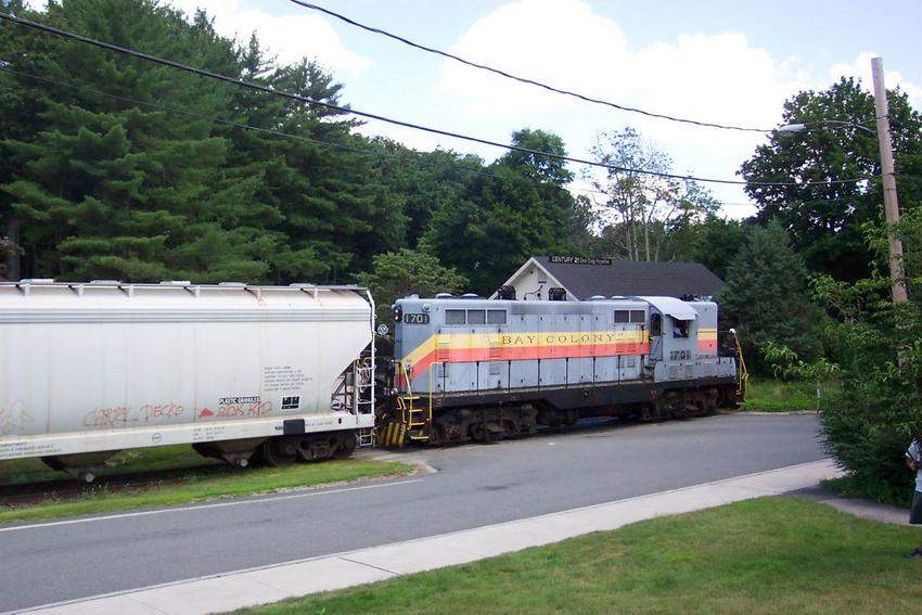 Photo of BCLR 1701 + 2 depart Dover, MA
