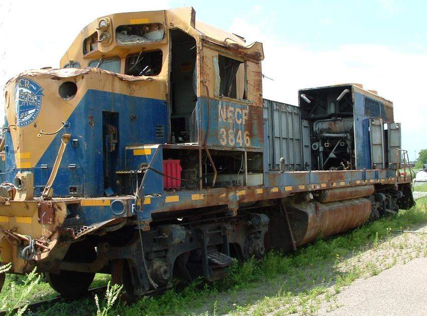 Photo of NECR 3846 being cannibalized for parts at the St. Albans VT  freight yard