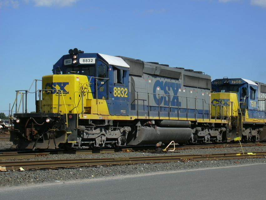 Photo of CSX 8832 & 7581 heading West from the West Springfield Yard