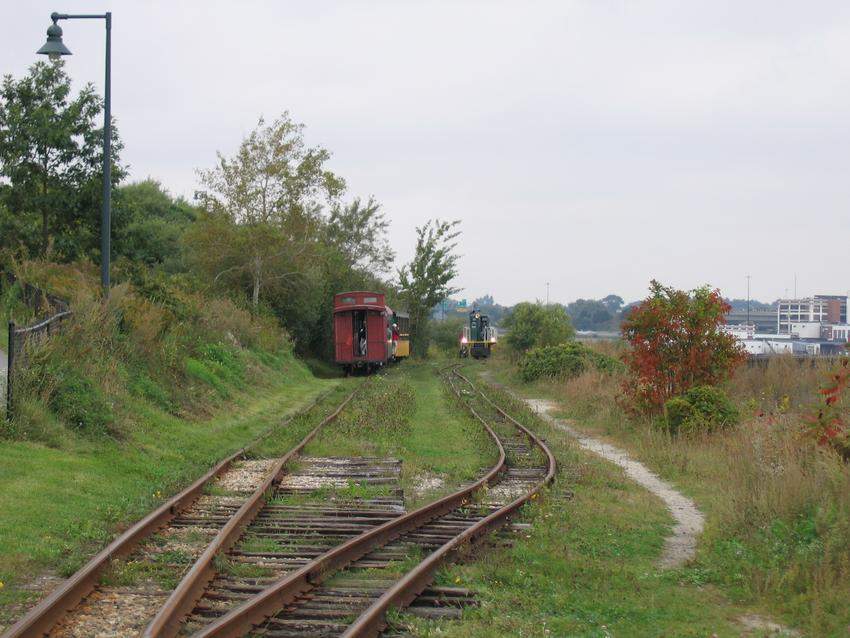Photo of Engine 1 runs around the train on the East end
