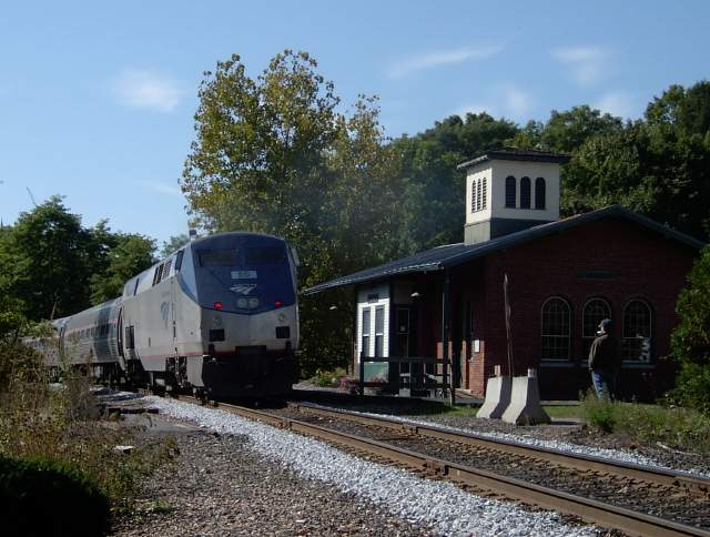Photo of Amtrak #55 leaving Amherst