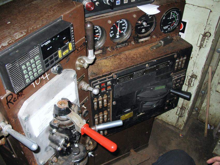 Photo of MBTA 904 Controls.
