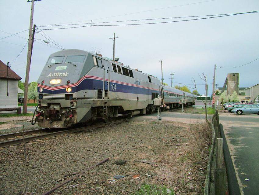 Photo of Amtrak P42DC 104 at Wallingford Depot